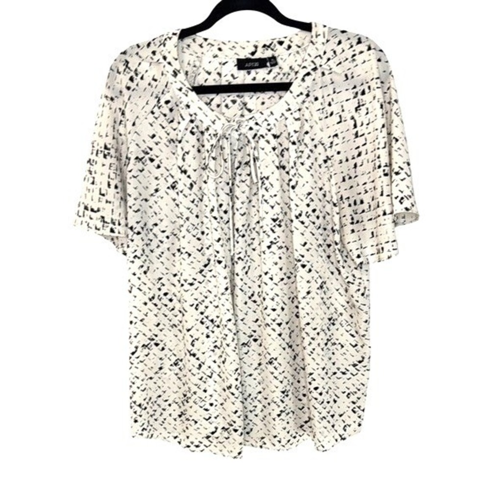 Apt. 9 Flutter Sleeve Blouse with Tie Front Neckline Black and White Print XL